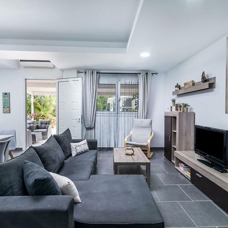 Villa Iceberg Mini Kalamaki  Luaran gambar